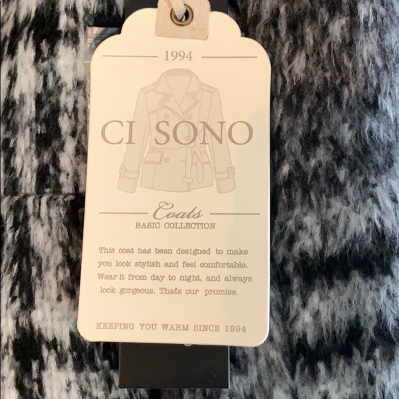 Fall/Winter Coat - Picture 2 of 3